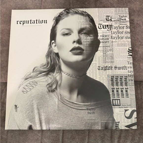 Taylor Swift Reputation Vinyl - Picture 1 of 7